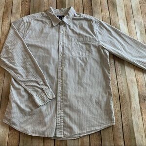 Gap men’s slim fit striped button down shirt